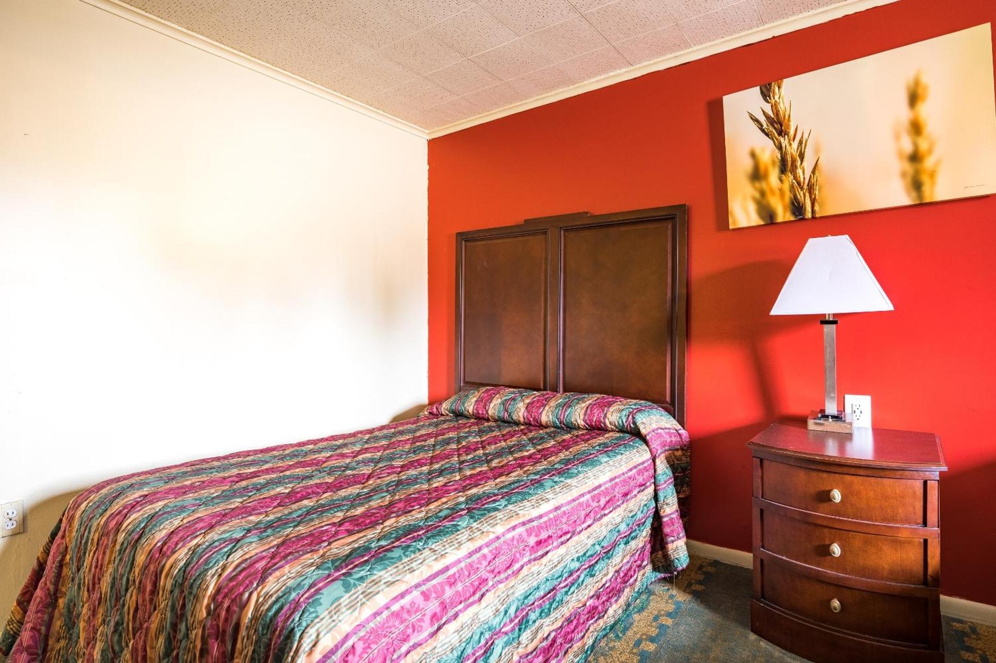 Oyo Hotel Holly Springs Ms Buitenkant foto