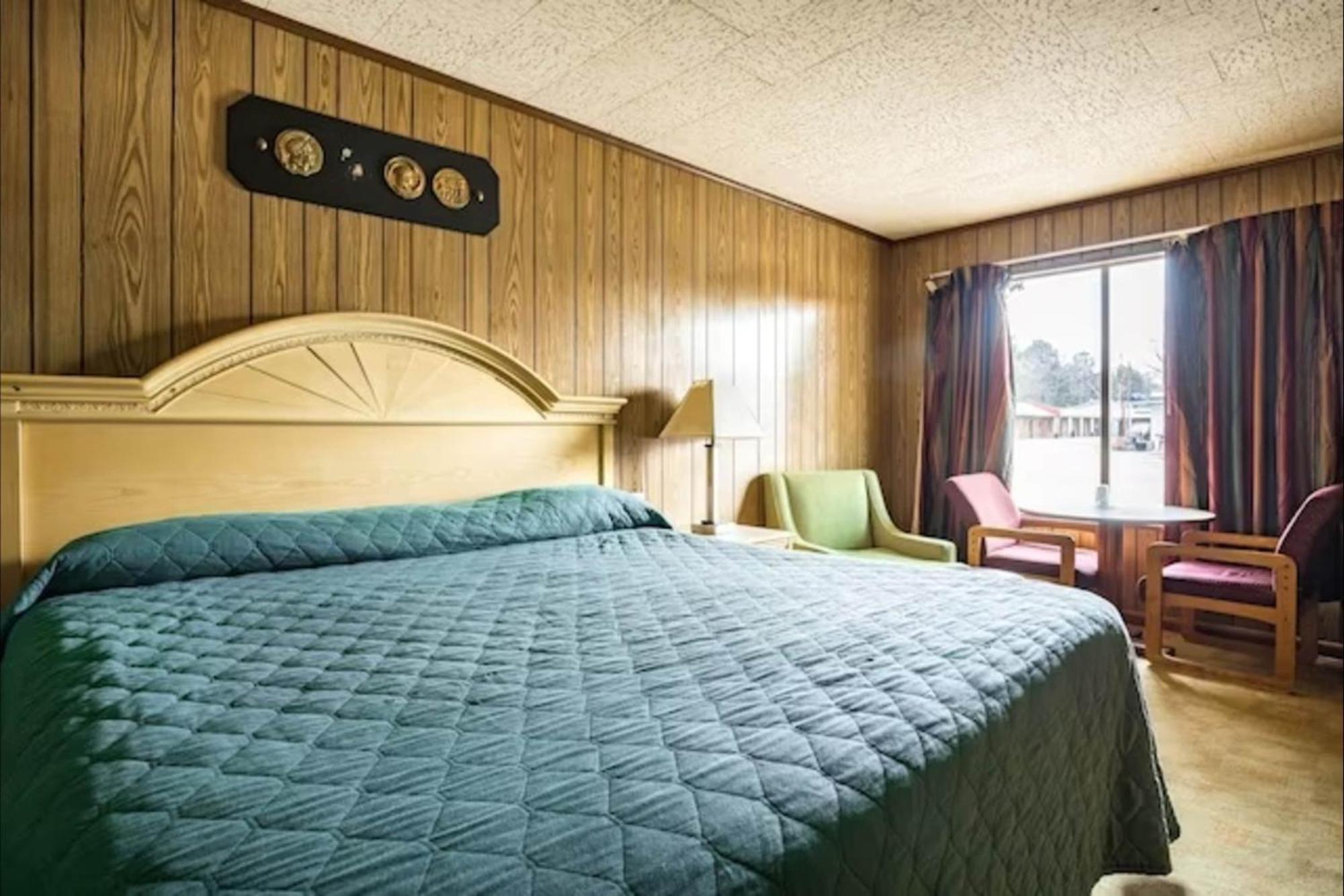 Oyo Hotel Holly Springs Ms Buitenkant foto